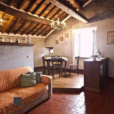 Domus Ghibellinae- Fonte Di San Benedetto Apartment Cortona Exterior photo
