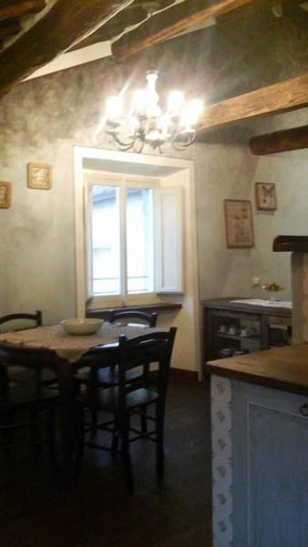 Domus Ghibellinae- Fonte Di San Benedetto Apartment Cortona Room photo
